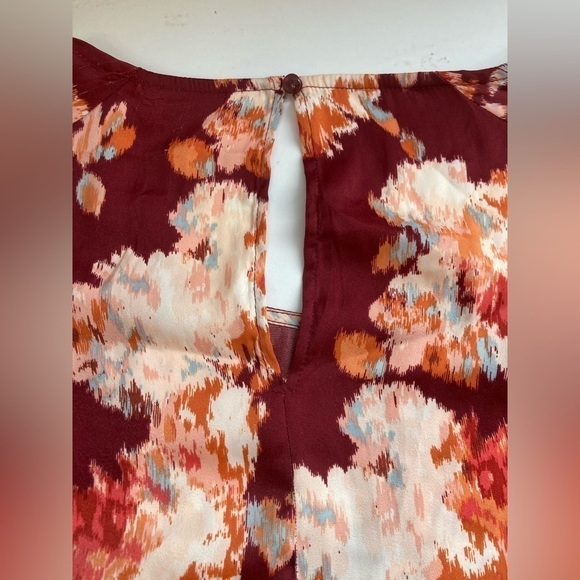 Plus size Lauren Conrad floral blouse mid sleeves puff sleeves 1 button neck - Picture 9 of 13